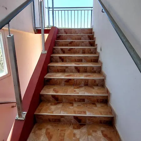 Katarina's Brand New For 2 Apartman